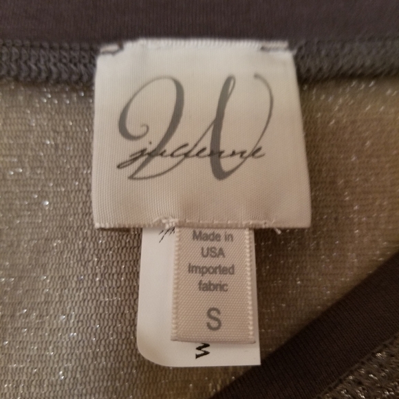 Top - Picture 4 of 6